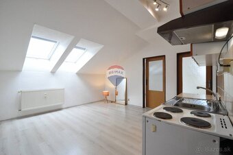 PREDAJ, 2-izbový podkrovný byt v Poprade, Ul. Ludvíka Svobod - 7
