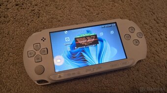PSP E1004 "Street" - 7