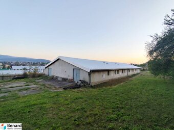 Na predaj MULTIFUNKČNÝ OBJEKT v KAPUŠANOCH, POZEMOK 2649 m2. - 7