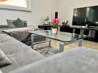 ÚTULNÝ 3 - IZBOVÝ BUNGALOV S BAZÉNOM A S ROZĽAHLÝM POZEMKOM - 7