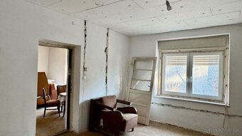 MAĎARSKO - HEJCE PEKNÝ 2 IZBOVÝ RODINNÝ DOM NA VEĽKOM POZEMK - 7