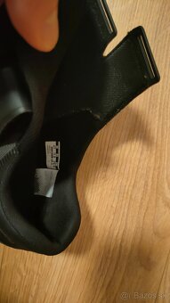 Cyklisticke tretry SHIMANO SH-XC 100 - 7