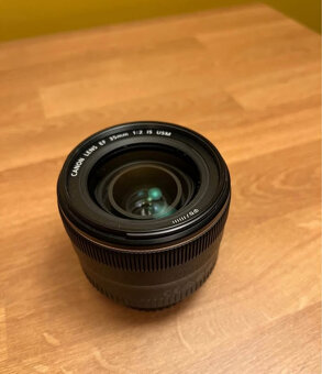 Canon EF 35mm f/2 IS USM - 7