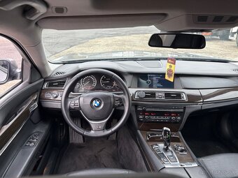 BMW 730d F01 - 7