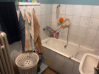 🌳 RODINNÝ KOMPLEX PLNÝ PRIESTORU A SÚKROMIA - 7