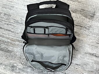 Foto batoh na cesty lietadlom - 7