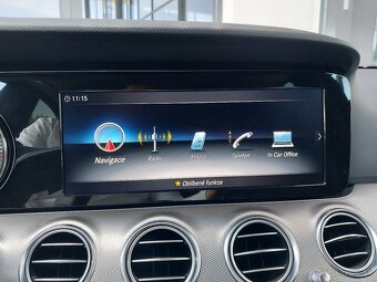 Mercedes-Benz E 220 d 4MATIC kombi - 7