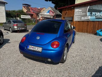 Volkswagen New Beetle 2.0 - 7