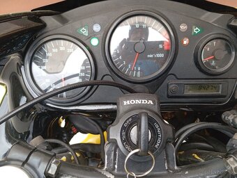 Honda CBR 600 F - 7