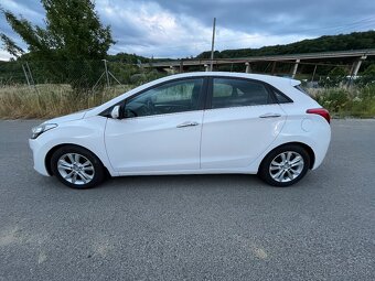 Hyundai i30 1.4 mpi ,98000km - 7