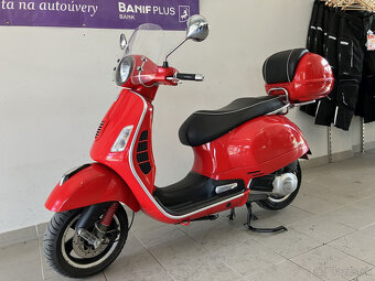 Piaggio Vespa GTS Super 125 - 7
