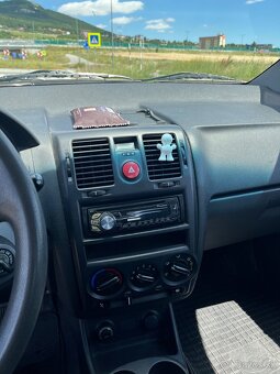 Predám Hyundai Getz 1.4 (71 kW) – spoľahlivé auto za dobrú c - 7