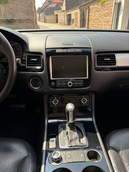 Volkswagen Touareg 3.0 - 7