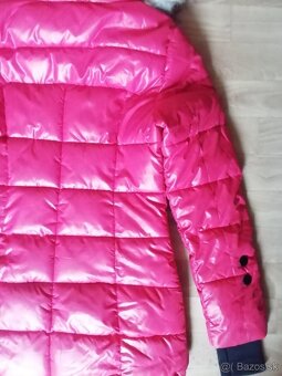 Cervena bunda vetrovka - 7