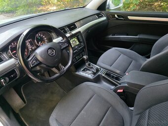 ŠKODA SUPERB COMBI II 2.0 TDI DSG 125KW  12/2014 - 7