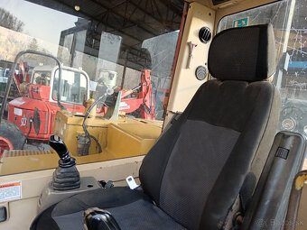 Pásový Bagr CAT 307 B - 7