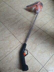 Strunová kosačka Black & Decker 9" Cut z Ameriky na 120V - 7