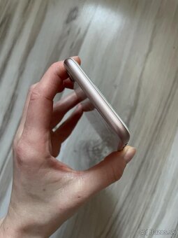 Apple Iphone 8 64gb rosegold - 7