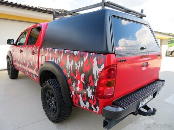 TOYOTA HILUX 2.5 D-4D // 230000KM // 4X4 // SR // 1.MAJITEĽ - 7