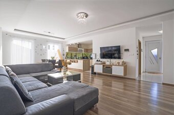 ALL INCLUSIVE | NA PREDAJ 4 IZBOVÝ RODINNÝ DOM-NOVOSTAVBA, D - 7