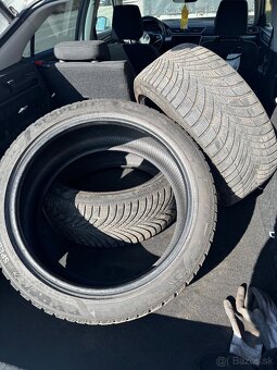 245/40 R19 zimne - 7