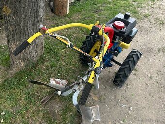 AGZAT V TOP STAVE - 7