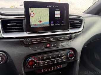 Kia Ceed 1.6 CRDi GOLD -V ZÁRUKE- NEBÚRANÉ - 7