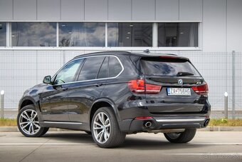 BMW X5 xDrive30d A/T - 7