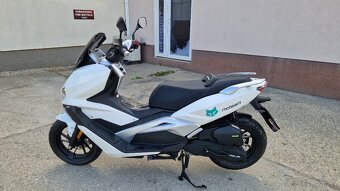 LONGJIA 125 scooter - 7