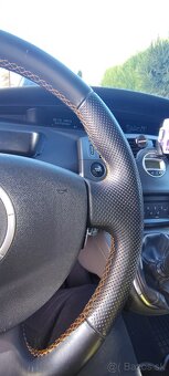 Predám Renault - 7
