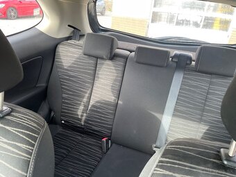Predám automobil Mazda 2 - 7