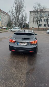 Hyundai i40 CW combi 1.7 CRDI AUTOMAT - 7