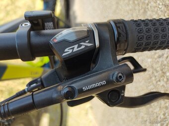 Cube reaction C:62 blue - 7