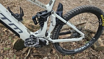 CTM Switch PRO custom mullet, len 1300km, v záruke - 7