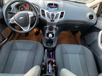 FORD FIESTA - 7
