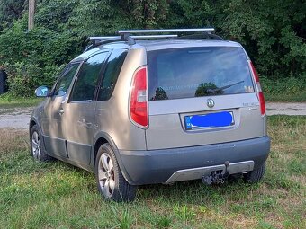Škoda Roomster 1.6 benzín - 7