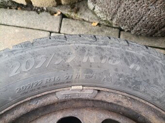 Plechové disky s pneumatikami - 7