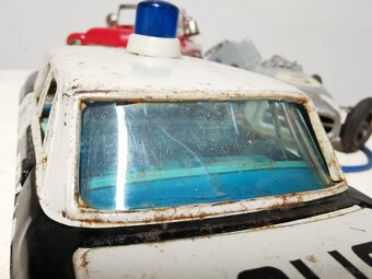 Plechové autíčko Volvo Policia - 7