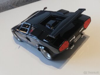 1:18 LAMBORGHINI COUNTACH Bburago - 7