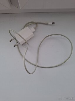 Predám iphone Xs+náhradná batéria a kryt - 7