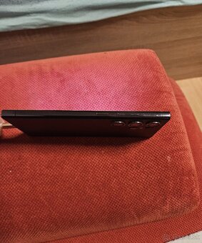 Predám Samsung - 7