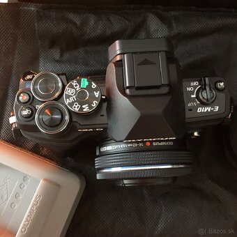 Olympus om-d E M10 mark III s - 7