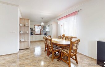 Krásny rodinný dom Zlaté Klasy - PREDAJ - 7