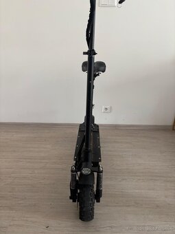 elektricka kolobežka - 7