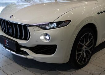 Maserati Levante S Q4 GranLusso Rosso/Grigio B& benzín - 7