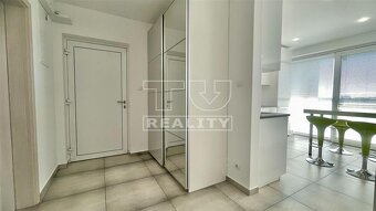 Štýlový 2i byt s veľkou loggiou, parkovaním a pivnicou –... - 7