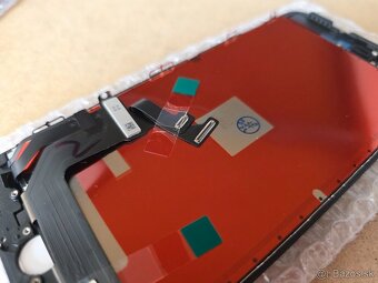 Predám úplne nové displeje na Apple iPhone - 7