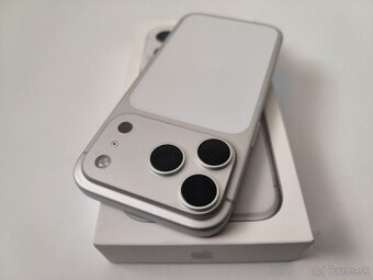 apple iphone 17 PRO 256gb Silver / Batéria 99% - 7