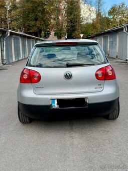 Volkswagen Golf 5 1.6 MPi Benzín,2009 - 7