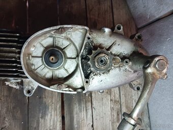 Jawa 550 motor - 7